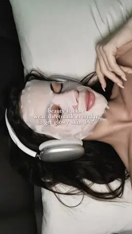 #fyp #foryou #sheetmask #mask #glowingskin #GlowUp #foryoupage #4u #SelfCare #selfcareroutine 