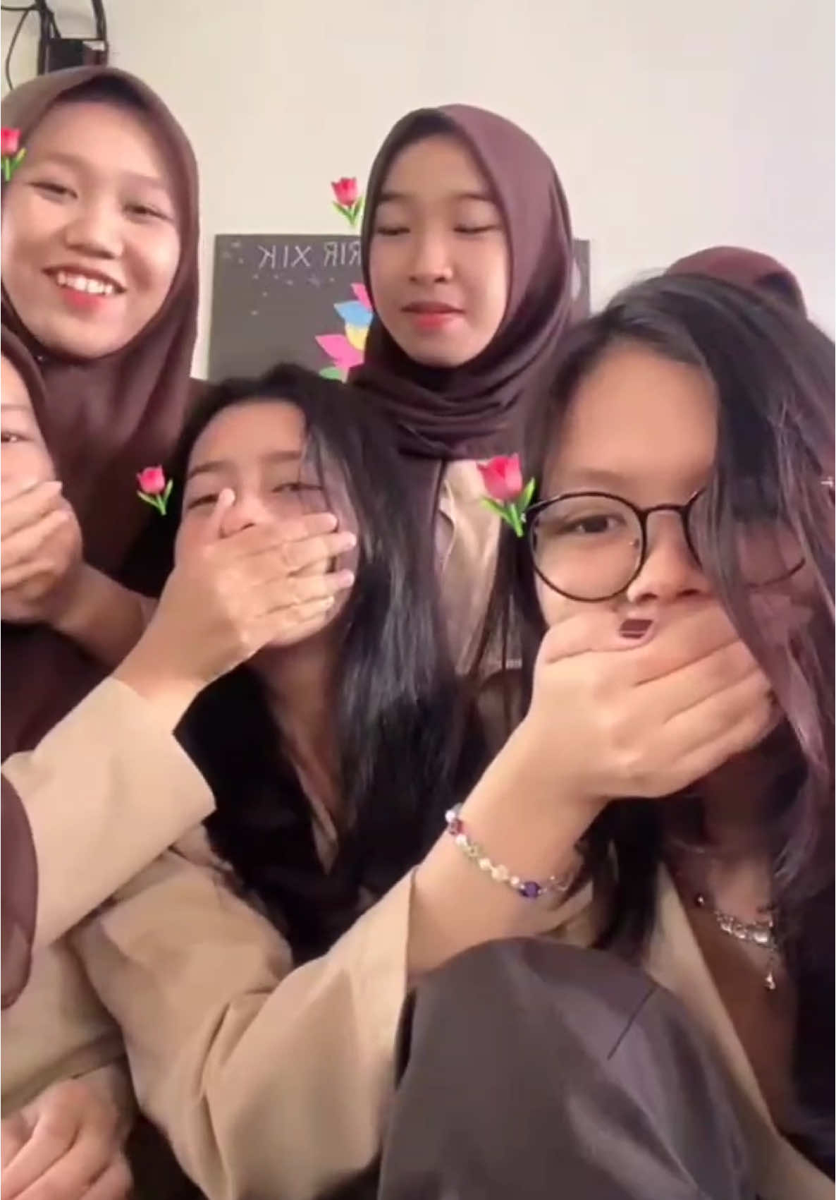 #dibekap #handovermouth #handgag #tutupmulut 