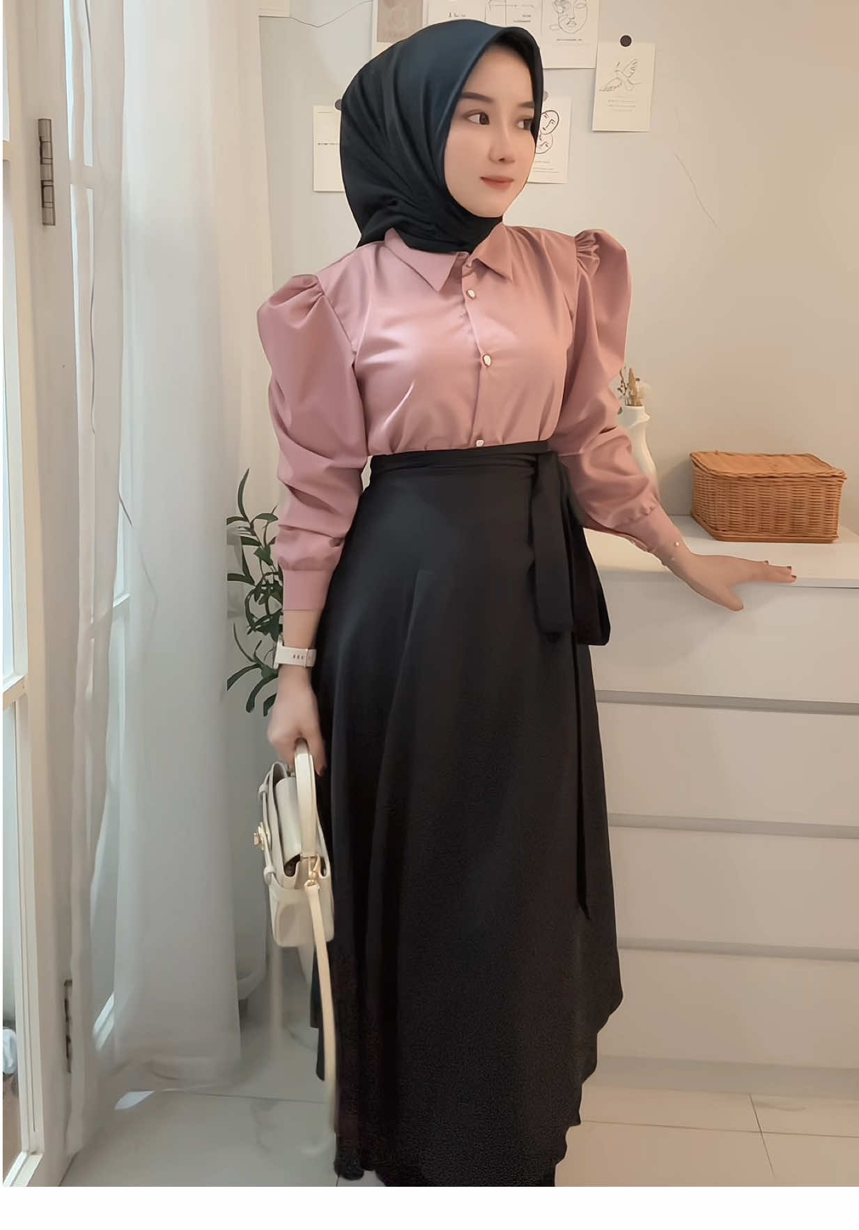 Outfit Simple elegant 😍#blouse #kemejapuffywanita #roklilit 