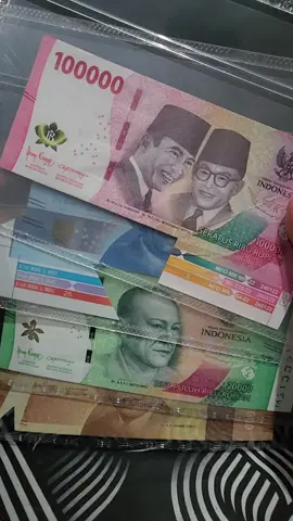 Kalau kalian dapat uang error bisa kontak² siapa tahu cocok harga ☺️ #koleksi #uangerror #misscut #uangsalahpotong #uangkuno #numismatik #foryoupage #foryou #fyp #fypシ 