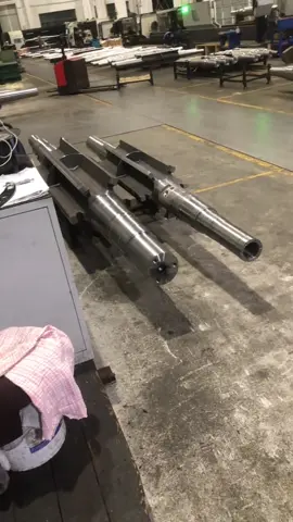 Machining the rotor shaft of the high-voltage motor by turning. #CNC #cncmachining #CNCmilling #svanfon #cncmachine #cncprogramming #minimodel #MiniLathe #MiniLatheTool #workshop #PrecisionLathe #LatheProcessing #MicroLathe #CreativeLatheWork #svanfon #LatheForSmallParts  #HandmadeLatheProjects #wwwsvanfoncom #LatheInspiration #LatheTechniques #Punchmodel #pressmachine #punchmachine #punchpress #ModelMaking #ModelPrecision #JewelryInspiration #WatchAccessories #ModelEnthusiastTool #ClockMakingParts #FineModelFinish #ScaleAccuracyModel #CreativeModelDesign #HandmadeModelArt #ModelAccessoriesCraft #JewelryCraftTech #ClockElementsStyle #Machining #Metalworking #PrecisionMachining #IndustrialMachining #HighSpeedMachining #CNCTechnology #AdvancedMachining #QualityMachining #MetalCutting #HighSpeedCutting #lathe #CNClathe #MachineToolAccessories #PrecisionMachiningCenter #HardwareProcessing #MechanicalPartsManufacturing #CNCMachineTool #ToolGrinding #FixtureDesign #MillingCutter #CuttingTools #ToolLife #EndMill #DrillingTool #TurningTool #ToolMaterial #CuttingFluid #ToolHolder #ToolManagement #MetalFabrication #PrecisionEngineering #MicroMachining #SmallPartManufacturing #LatheWorkshop #CNCWorkshop #MachineShop #MetalArtistry #ModelWorkmanship #PrecisionModeling #JewelryMakingTools #WatchComponents #ModelingTechniques #PunchPressTechnology #PressMachineOperations #CNCMillingTechniques #LatheOperations #CNCLatheProjects #MachineToolInnovation  #SvanfonMicroMech #Svanfonmodel #HardwareManufacturing #MechanicalCraftsmanship #CNCTooling #cnctorna #dikişleme #torna   #MillingOperations #DrillingTechniques #TurningOperations #ToolSelection #CuttingToolTechnology  #torno #ToolMaintenance #FixtureManufacturing #MillingAccessories #tornio #torno #Máytiện #مخرطة #Drehmaschine  #токарныйстанок #Letour #Mesinbubut #CuttingFluidSelection #ToolStorage #puncingmachine #ToolSupplier #tiktok #2025 #Máytiệnmini 