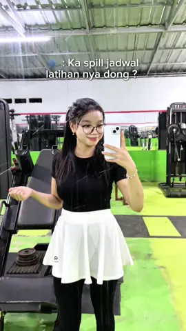 jadwal latihan leg day 😙 bss sih paling gacor doms nya berhari hari 😖 #gym #GymLife 