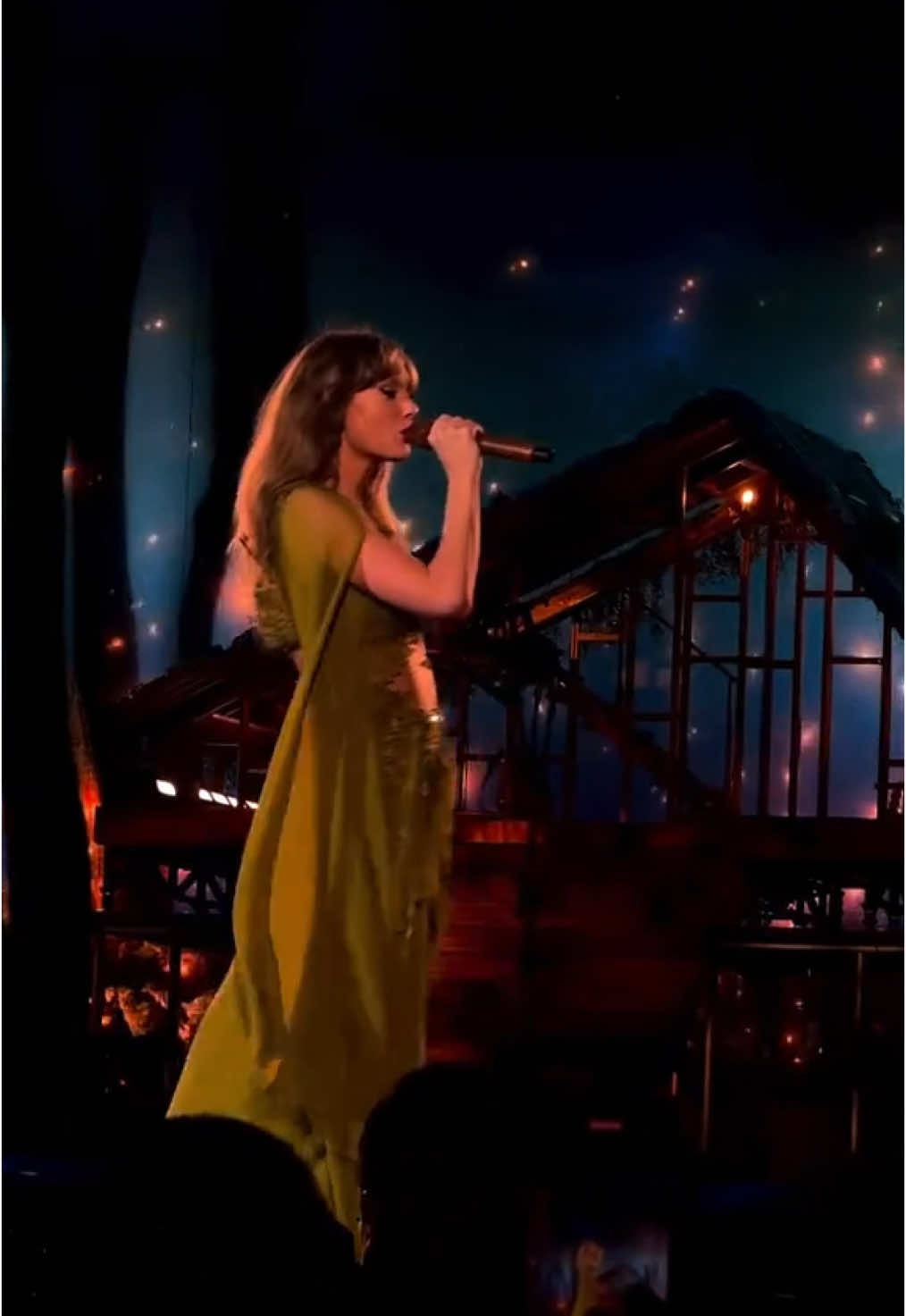 Magic #taylorswift #erastour #swifttok #fyp 