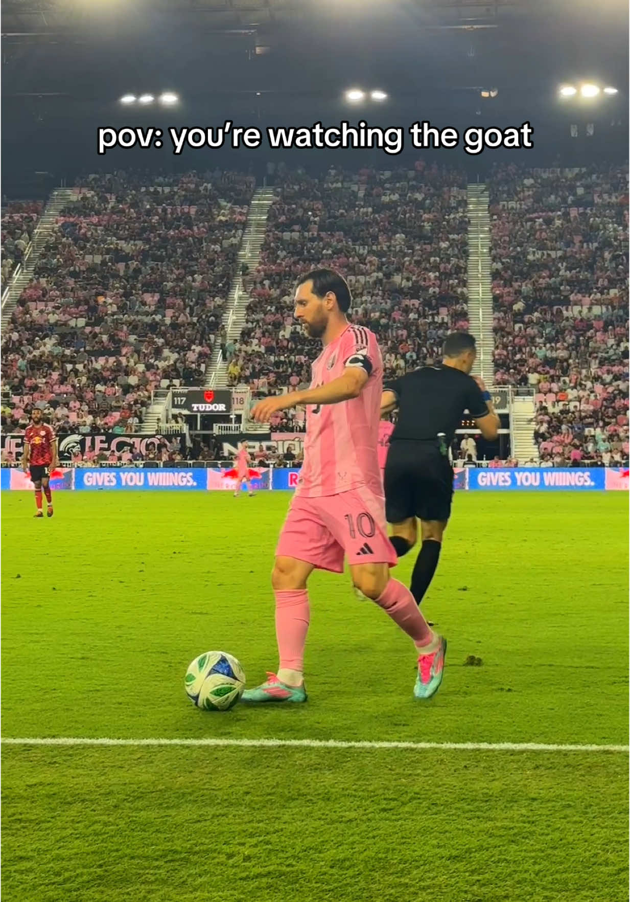 It doesn’t get closer than this🤩