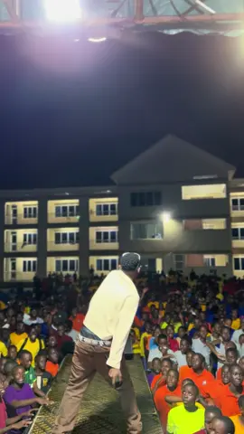 We had to do some serious praise at #seetagreencampus #foryoupage #fyp #goviral #highschool #gospelmusic @SINACH @Luke Shaw Events 