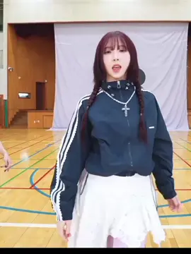 artbeat dance cover kiiikiiii BTG hyunjin as jiyu #artbeat #hyunjinartbeat #kiiikiii #BTG #dancecover #page #pageforyou #fy #fyp #fyppppppppppppppppppppppp 