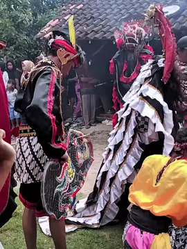 dewe yoo. oke#celengsrenggi #jokicelengsrenggi #foryou #fyppppppppppppppppppppppp #fyp #CapCut 