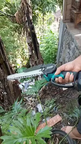 Spesial promo gergaji mini cuma di harga 130 aja .cek keranjang kuning di bawah sekarang juga karena stok terbatas #gergaji#gergajimini#gergajimesin#gergajikayu #alatpotong#tiktokshopindonesia 