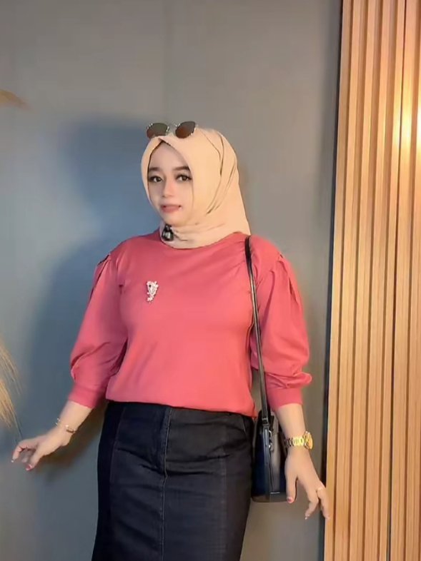 KAYA Atasan Muslimah Lengan panjang #atasan #atasanwanita #atasanviral #atasanlenganpanjang #atasanmurah #atasancantik #atasankekinian #fyp #fypp #racuntiktok #wibgajian 