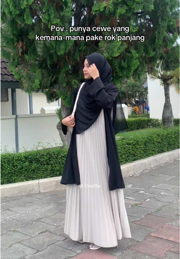 Definisi udah nyaman pake rok panjang #outfitideas #ootdhijab #ootdrok 