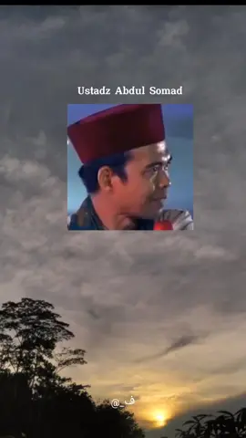 se tinggi²nya pangkatmu, sehebat apa dirimu, seluas-luasnya ilmu mu, dan sekaya apa dirimu, kita tetap seorang anak di mata ibu.