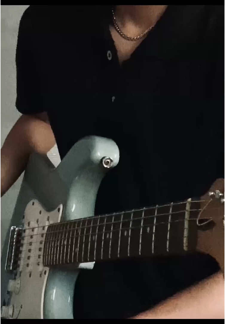 havana #camilacabello #electricguitar #foryoupage #4u