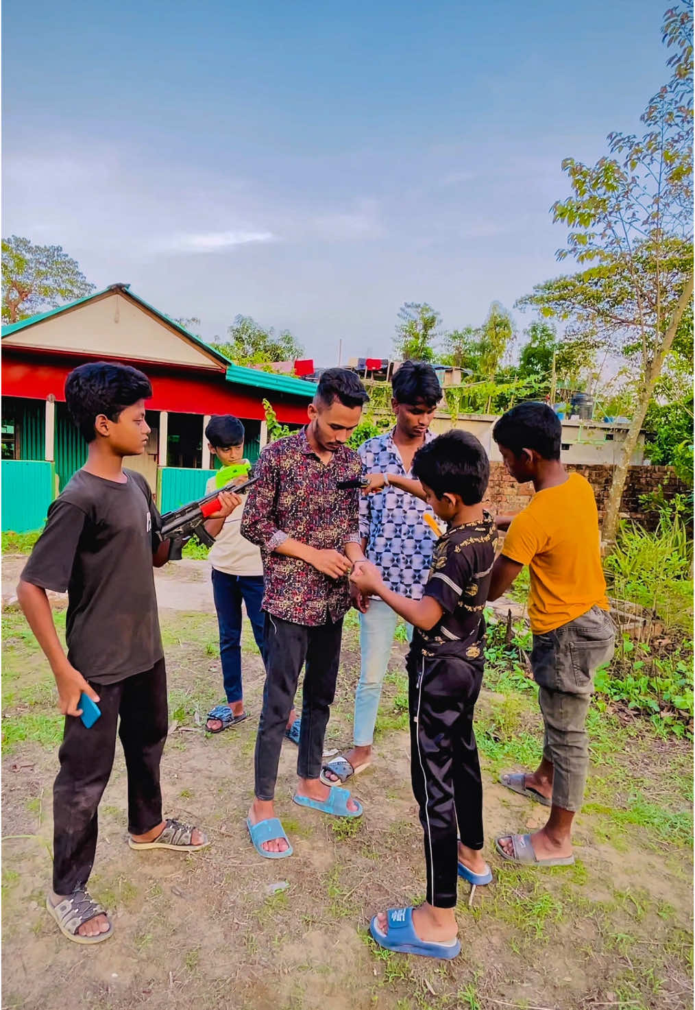 আগের যুগের পোলাপাইন VS বর্তমান যুগের পোলাপাইন😳#foryou #funny #comedу #viral #khaled051 @TikTok Bangladesh 