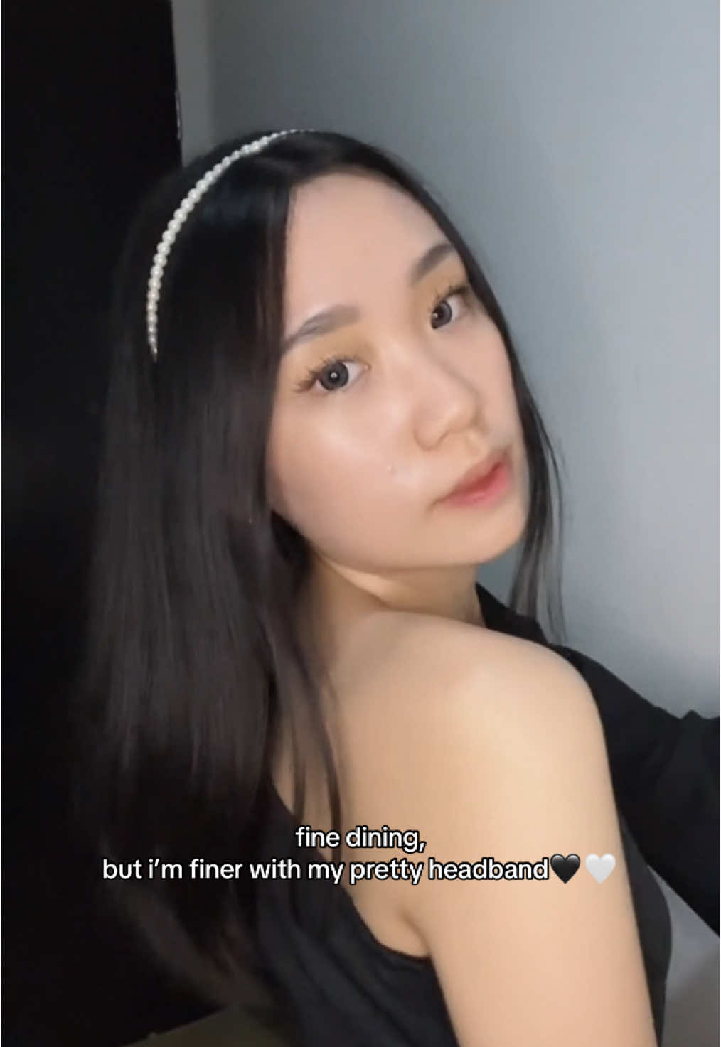 my pretty pearl headband🤍