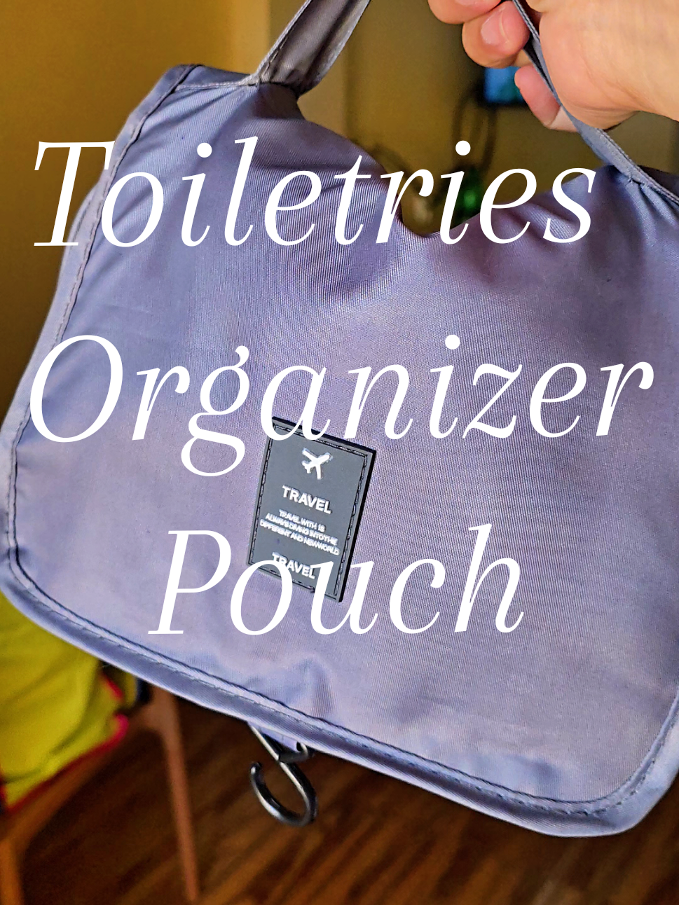 Toiletries pouch for travel #travelessentials #travelmusthaves #toiletriespouch #travelpouch #travelorganizer 