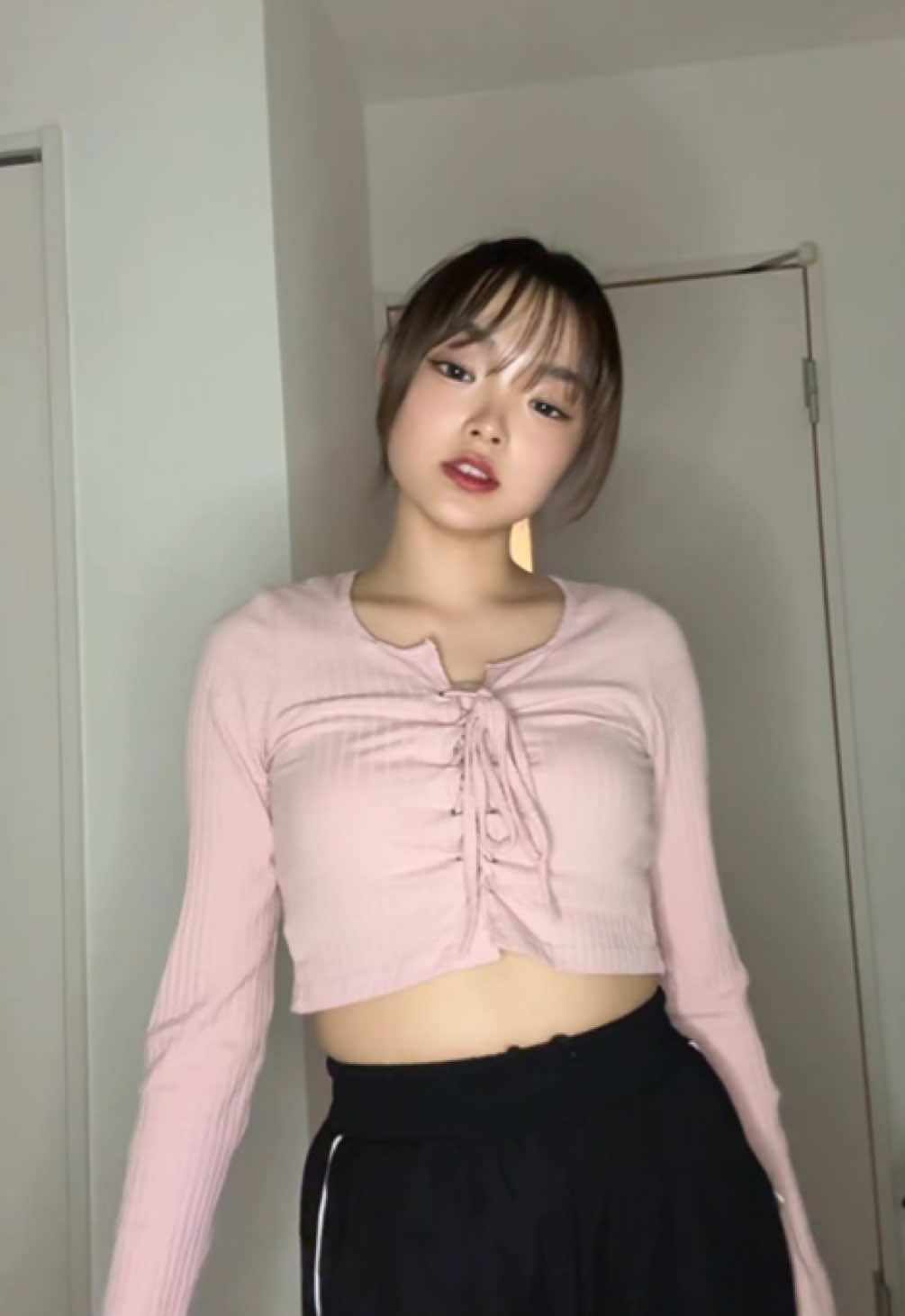 今1番行きたい国はどこですか？✈️✨️#アイジャン #IVYJCT #アーティスト #畔上紫帆 #04 #fyp #おすすめ #バズれ #洋楽 