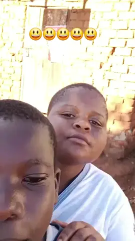 omuyimbi atukozze atya