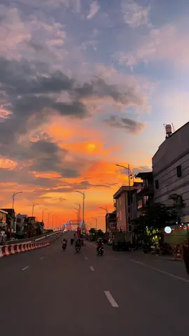 Hoàng hôn thì cũng chỉ là một buổi chiều tà mà thôi 😇#xuhuong 