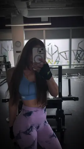 #slavicgirl #woman #canada_life🇨🇦 #body #sportgirl #gymrat #sexy #gymtiktok #anytimefitness #sportlife #abs 