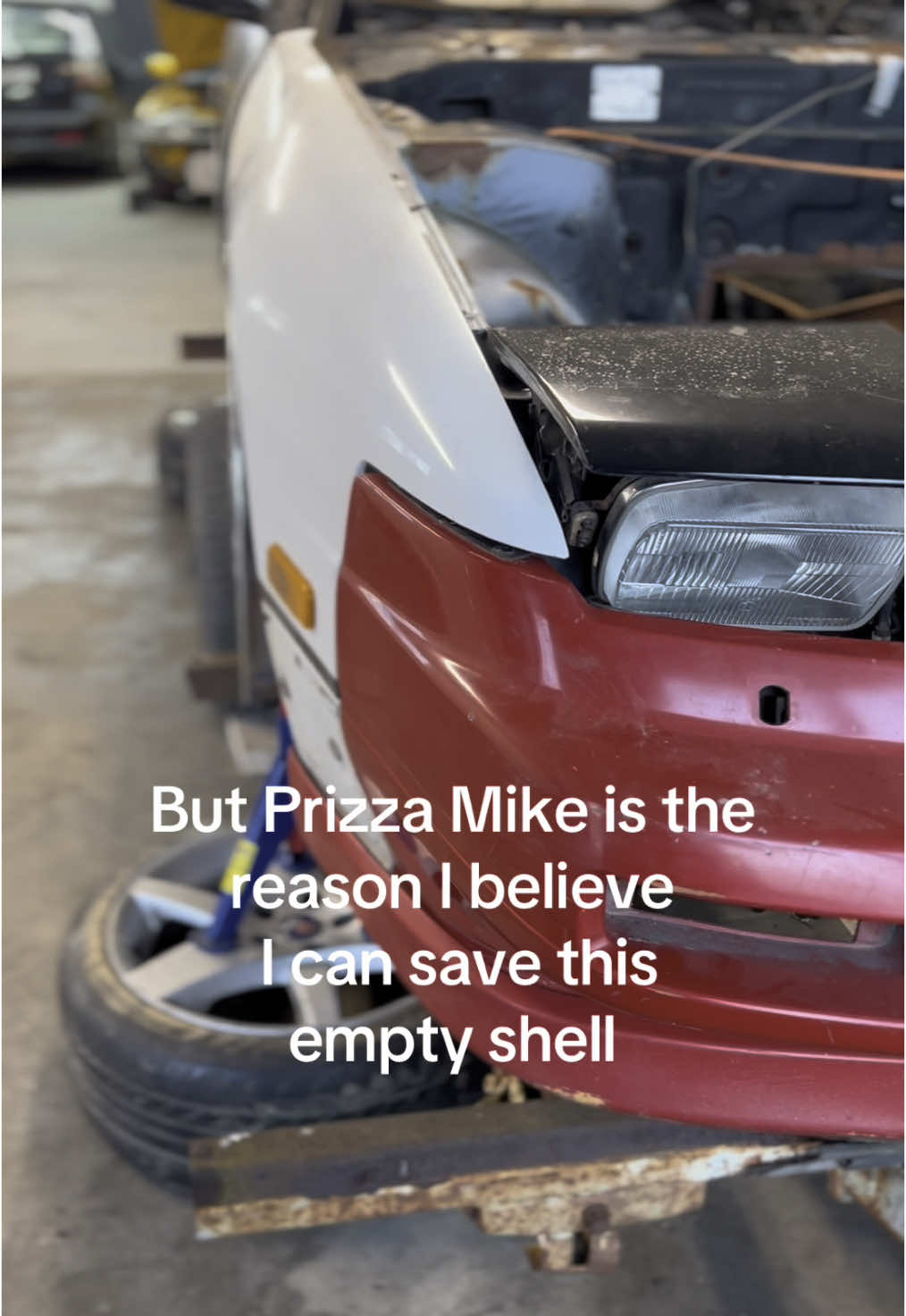 This S13 haven’t been on the road since 2005🤯 @ཥ༩།༢༢བཀ།ཧཇ is my biggest inspiration, without him I wouldn’t buy a project like this🙏🏻 #meguiarssverigesponsrad #builtnotbought #unique #saveschassis #s13 #200sx #workwheels #vsmx 