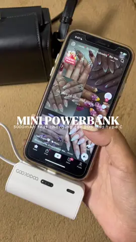 Super mini lang for ios and type c na 💗 #powerbank #powerbankmurah #powerbankmini #goojodoq #fyp #trending #viral 