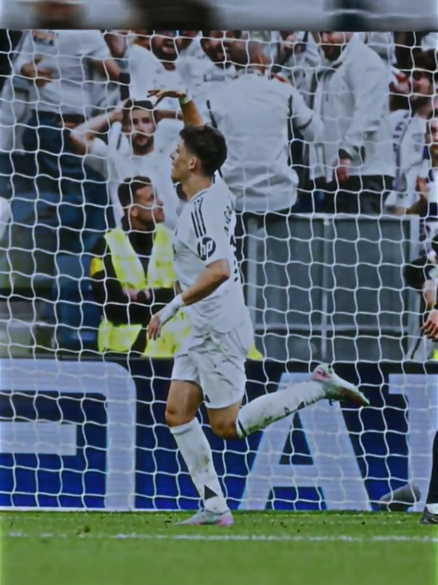 what a gol 🤯☠️🔥 #ardaguler #goal #realmadrid #celtavigo #editfootball #football #sbcaper🚯 #semogafyp #fyp 