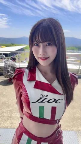 #SUPERGT Rd.2 #富士スピードウェイ  決勝も #0号車 の応援をありがとうございました🏎️❤️ 今戦は接触によりリタイアとなってしまいました次戦は海外戦です‼️ 現地に行かれる方も行かない方も 0号車に応援をよろしくお願いします✨ 　　#SUPERGT #SUPERGT2025 #スーパーgt #RAアワード #JLOC #ランボルギーニ #lamborghini #RQ #レースクイーン #レースアンバサダー #0号車 #富士スピードウェイ