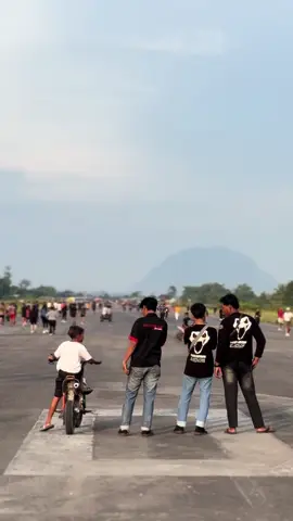 Siap meramaikan 2dekade/20tahun aniversary KRC di sanggau🙏🏻#fypageシ #kalbar #rxkingindonesia #kingrattleclubwestborneo #kingrattleindonesia #krc 