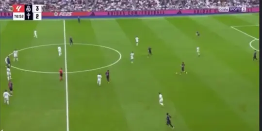 عصام شوالي ليش طلعت راول اسنسيو 😅🤣#مباراة_اليوم #ريال_مدريد #كسبلور_explor #شعب_الصيني_ماله_حل😂😂 @امير || AMEER @LALIGA @kooora.com 