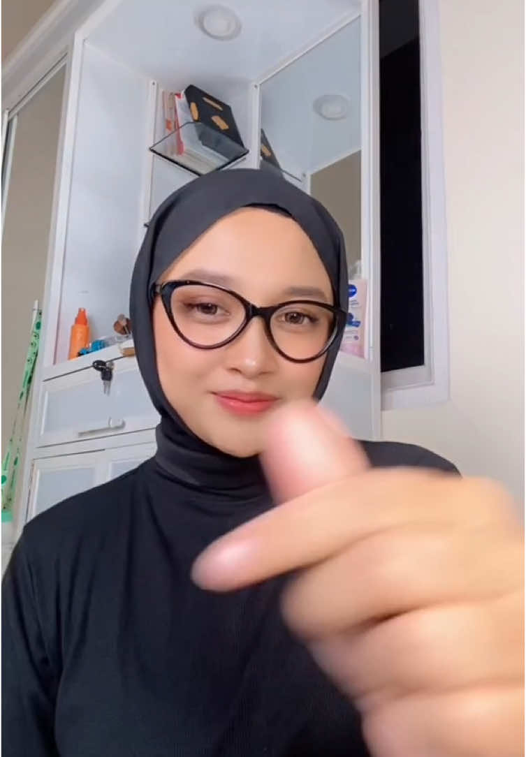 pulang malu tak pulang rindu wkwk