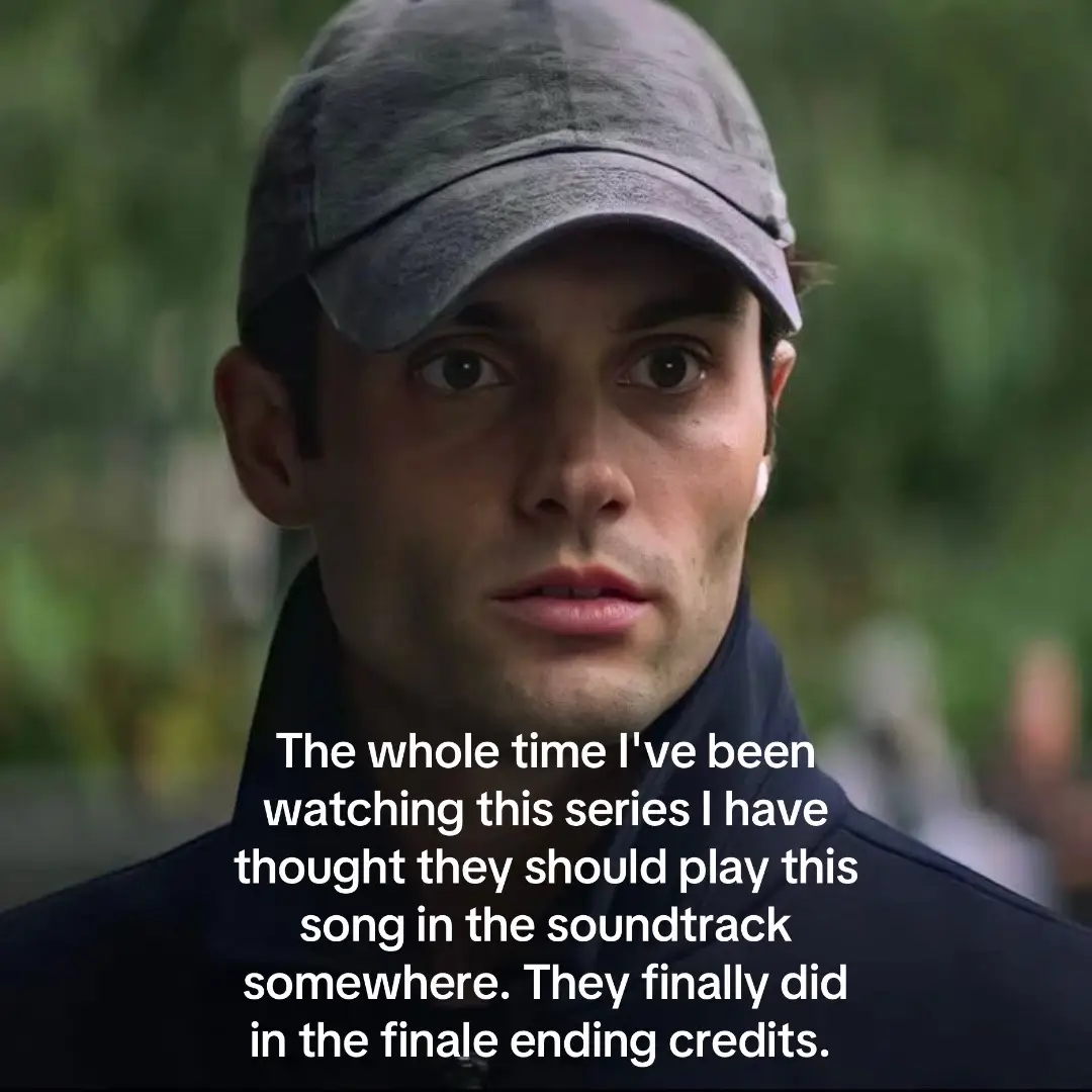 I cackle every time I saw him in a hat like he somehow disappeared wearing it. His invisibility hat. 😆 Penn Badgley did an amazing job with this character. He embodied this obsessed stalker.  #joegoldberg #you #creepyjoe #youseries #joe
