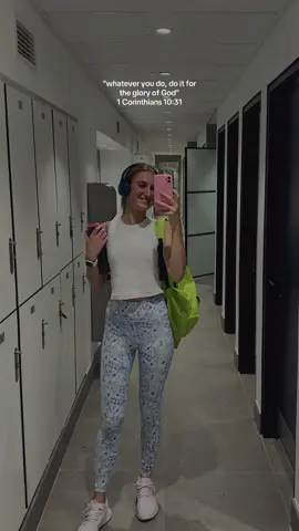 all for his glory🏋🏼‍♀️⚡️🔋🎧 #forhisglory #discipline #christian  #gym #glorifygod #bibleverse 