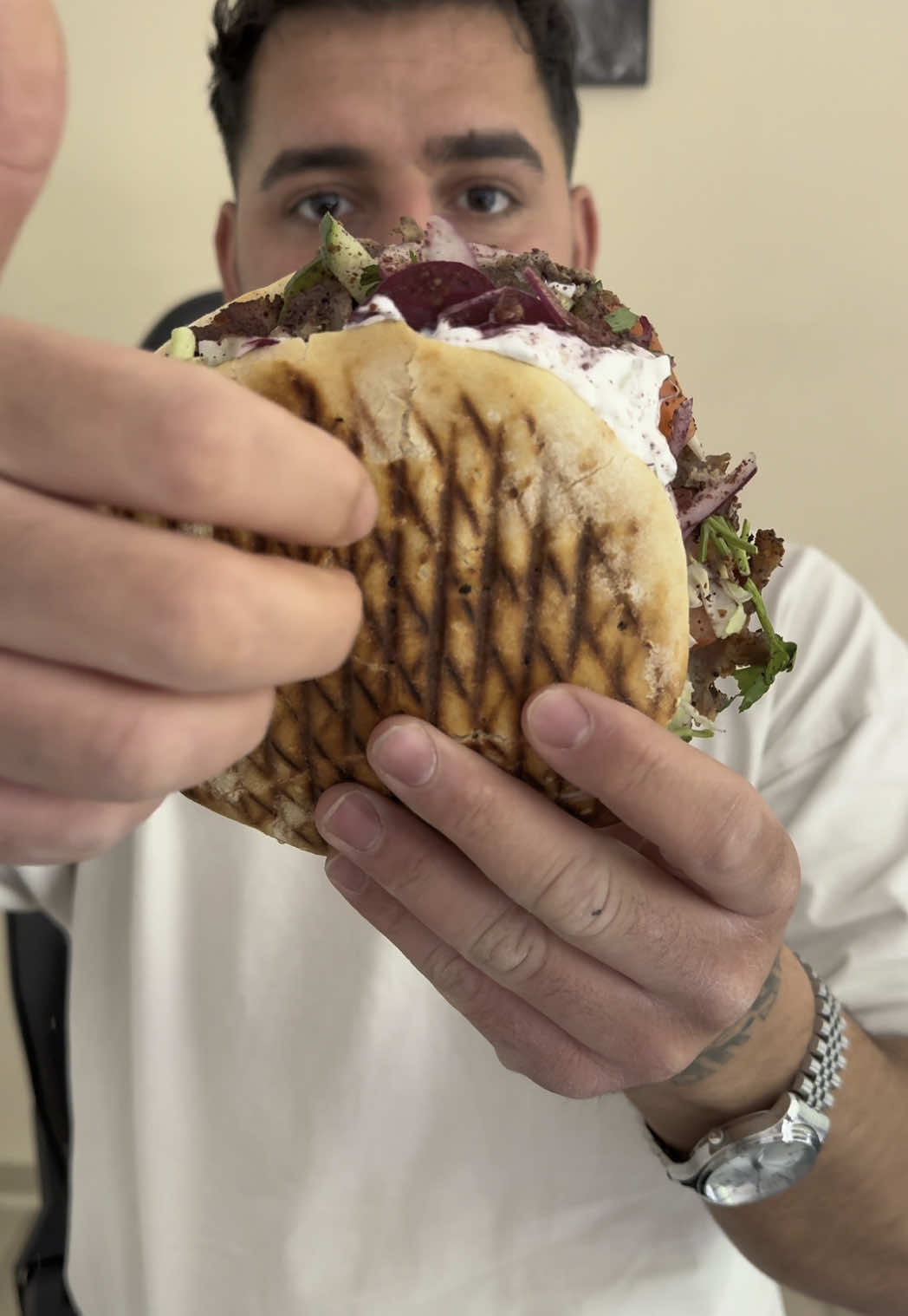 Was ein Döner!💯😍 #fy #foryou #foryourpage #viral #xybca #fyp #eat #eating #FoodLover #food #foryoupage 