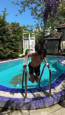 #pool #strong #homeworkout #body #athlete 