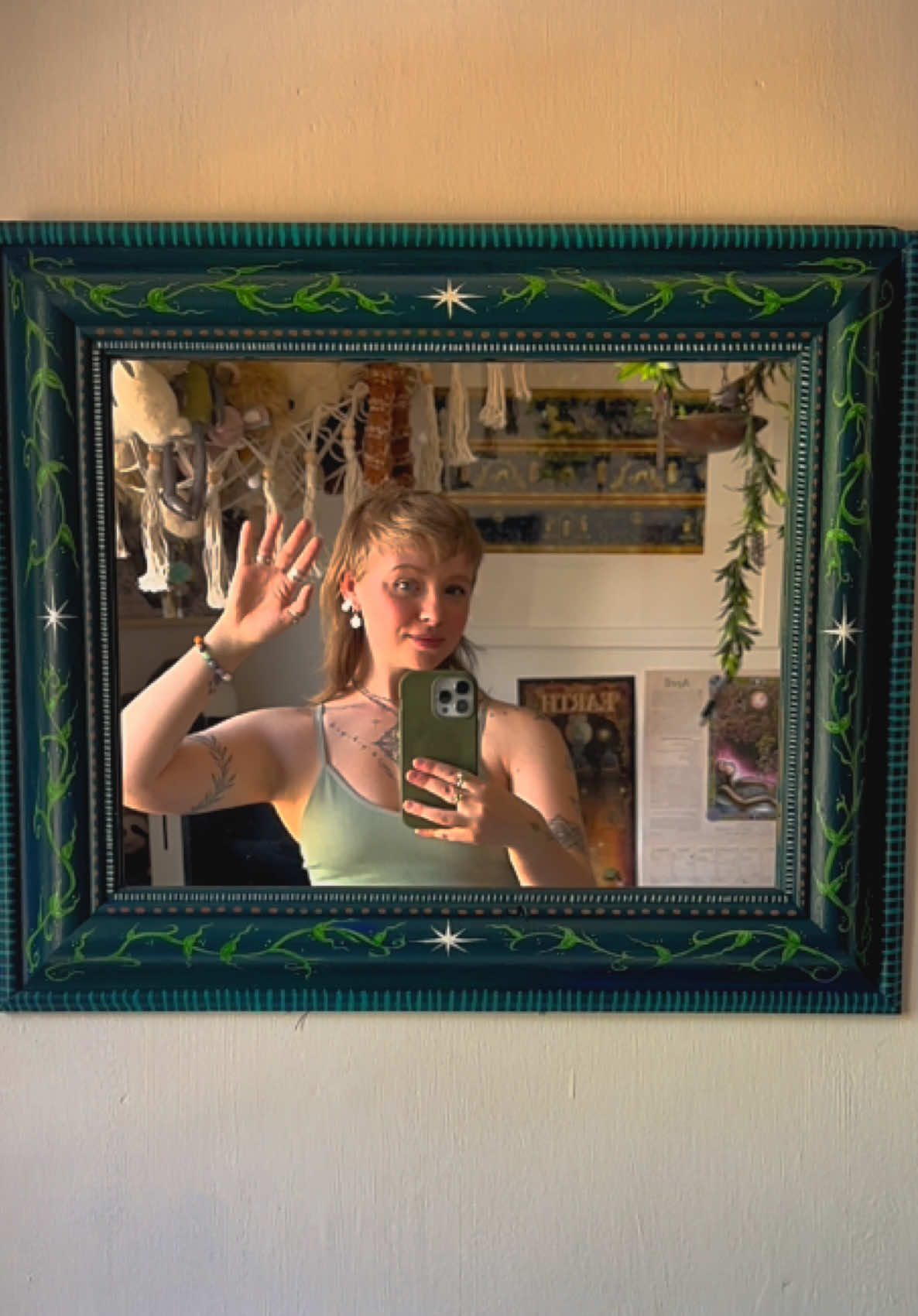 Exactly the words I would have used … that’s why i create!! 🤎 All my shops are linked in my bio ✨  #hippieaesthetic #whimsy #whimsicalaesthetic #cottagecore #earthystyle #folklore #althair #fairyhair 