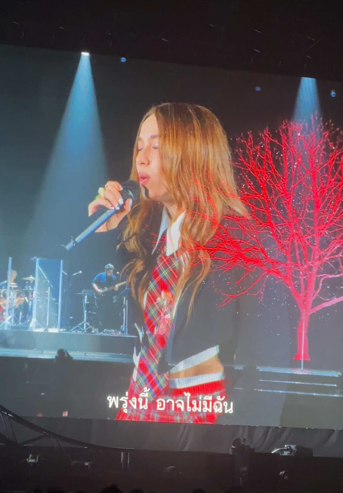 ชอบมากเพลงนี้ พรุ่งนี้อาจไม่มีฉัน ❤️ #PALMY  #day1  #ปาล์มมี่   #PALMYCONCERTทำบุญหวังผลday1 #PALMYCONCERTทําบุญหวังผล #ปาล์มมี่คอนเสิร์ตทำบุญหวังผล  #ปาล์มมี่คอนเสิร์ตทําบุญหวังผลรามาธิบดี #GENIERECORDS #IDEAFACT #GMMSHOW #GMMMUSIC  #คำว่าให้ไม่สิ้นสุด 