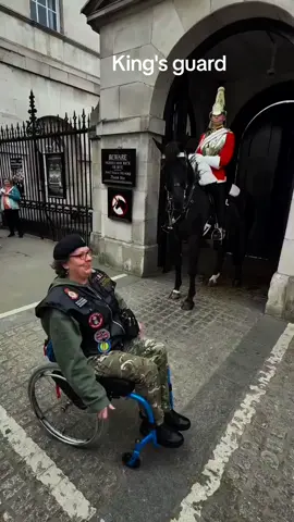 “Veteran in a Wheelchair Honored by King’s Guards – A Salute to Service”Hashtags Subject Line:#thankyouforyourservice #kingsguard #veterantribute #horseguardsparade #royalrespect #britisharmy #militaryheroes #truehonor #emotionalmoment #londontradition #royalguards #serviceandsacrifice #fbreels #viralreels #fyp #guardsalute #respectourveterans #heartwarmingmoment #londonhonors #militaryrespect 