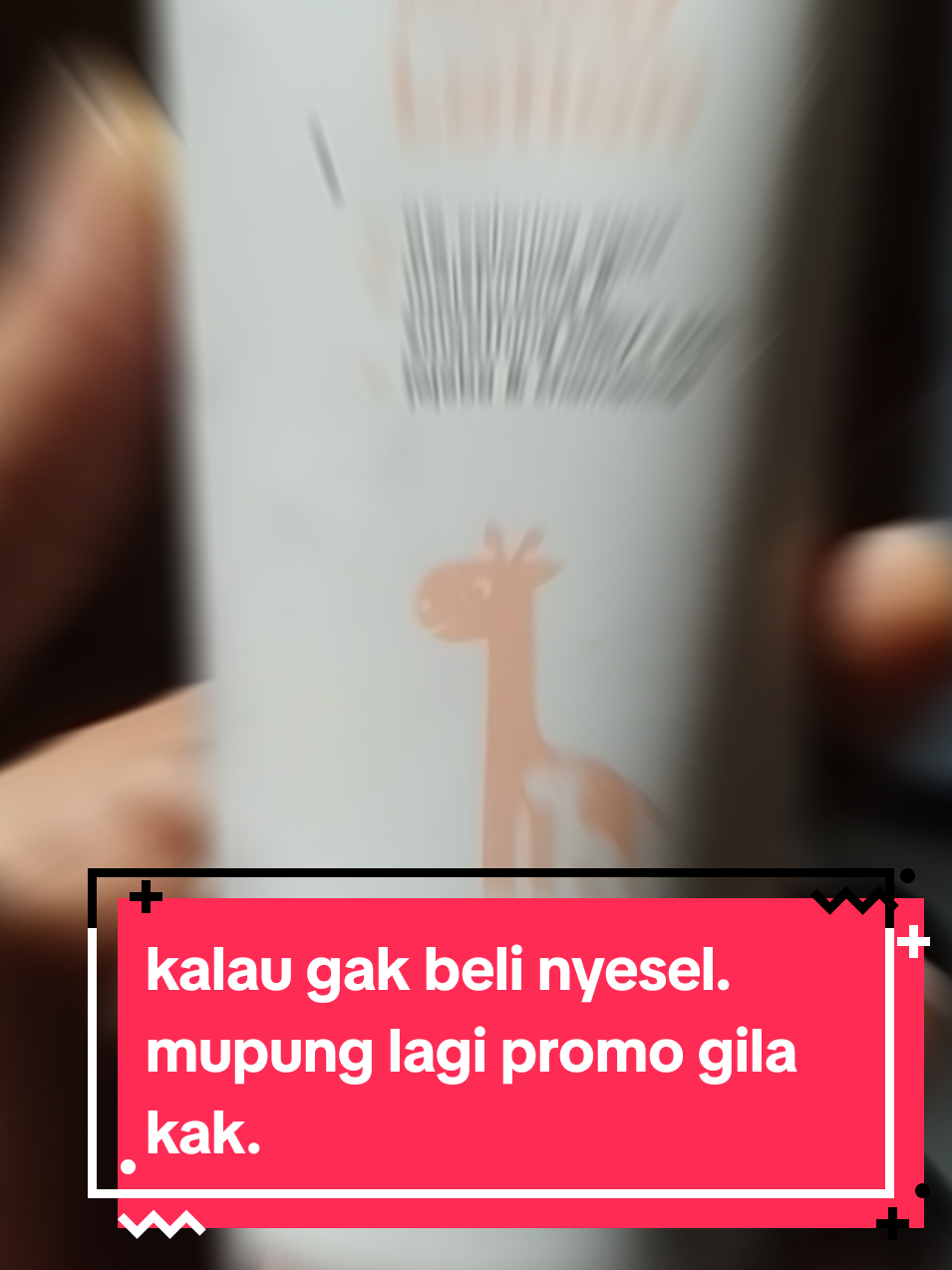 kalau gak beli nyesel. mupung lagi promo gila kak. Kamu sayang anak.. kalau sayang slalu jaga kulit nya juga supaya kulitnya slalu halus dan tidak kering.. #pegeonbabylotion #babylotion #fyp #jangkauanluas #CapCut 