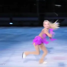 @Елена Костылева Steps from on angel 👸🏼I could watch her all day  #еленакостылева #elenakostyleva #kostyleva #steps #twizzles #angelsofplushenko #teamtutberidze #figureskating #blonde 