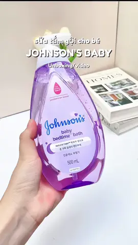 Sữa tắm cho bé yêu , chiết xuất tự nhiên an toàn cho d.a bé nè 🌿 #suatam #suatamchobe #johnsonsbaby #unboxing #xh #viral #viral #unboxingvideo #embedangyeu 