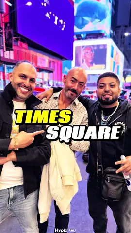 Times Square Mazalito & Flip with an old client we ran into 🔥🤝 📥 Don’t hesitate to dm or pass by our shop, we GUARANTEE to have the best prices! #Bennythedealer #jewelry #watches #rolex #vvs #diamond #emerald #ruby #sapphire #ap #patekphilippe #datejust #daytona #presidential #icedoutjewelry #luxury #billionaire #gamble #trade #nyc