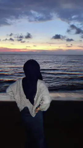 Dengerin Soudnya 🤏🤣😭 Bercnda tapi yaaa  #lewatberanda #produkenrekang #enrekangsulawasiselatan #makassar #pantaibosowamakassar #fyppppppppppppppppppppppp #fyp #CapCut 