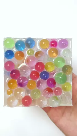 Square beehive pinch🐝#asmr #immersive #obsessive #satisfy #decompression #sleep 