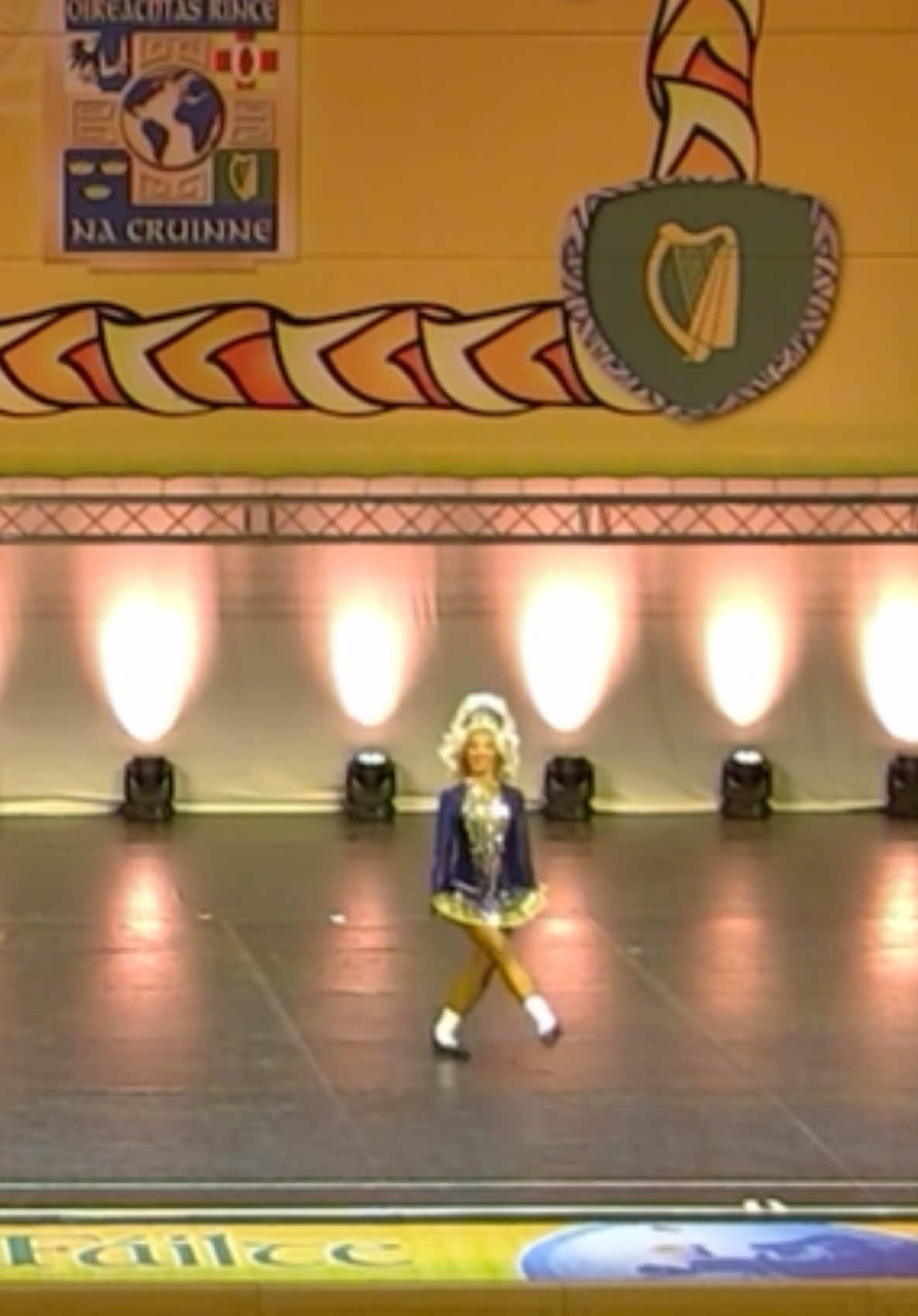 Happy Sunday - here’s my heavy jig from worlds 🤪🌎✨ #irishdance #irishdancing #worlds #dancecompetition #dancerlife #dancer 