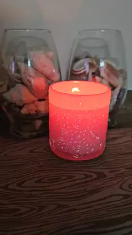 Beautiful scented 7oz Candle, Sunlitmeadows scented.  Get yours at http://www.saltypawscandles.com/ #scentedcandlewax #SmallBusiness #TikTokShop #homedecor #coconutwaxblend #customgifts #candles #mothersdaygifts #romance #waxmelts #scentedwaxmelts #scentedtart