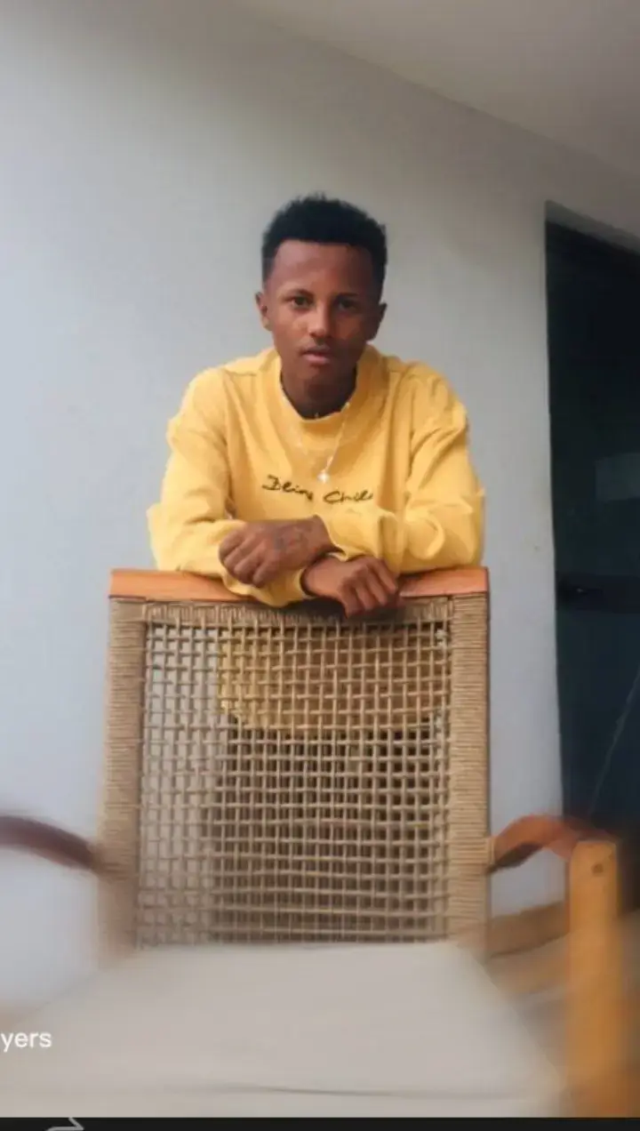 🙏🙏💪😎 ክብር ምስጋና ላንተ ይሁን ያን ቀን ያሳለፍክልኝ ተክልዬ አባቴ   የነገርኩሽን  ማትረሽ እናቴ ኪዳነ ምህረት  