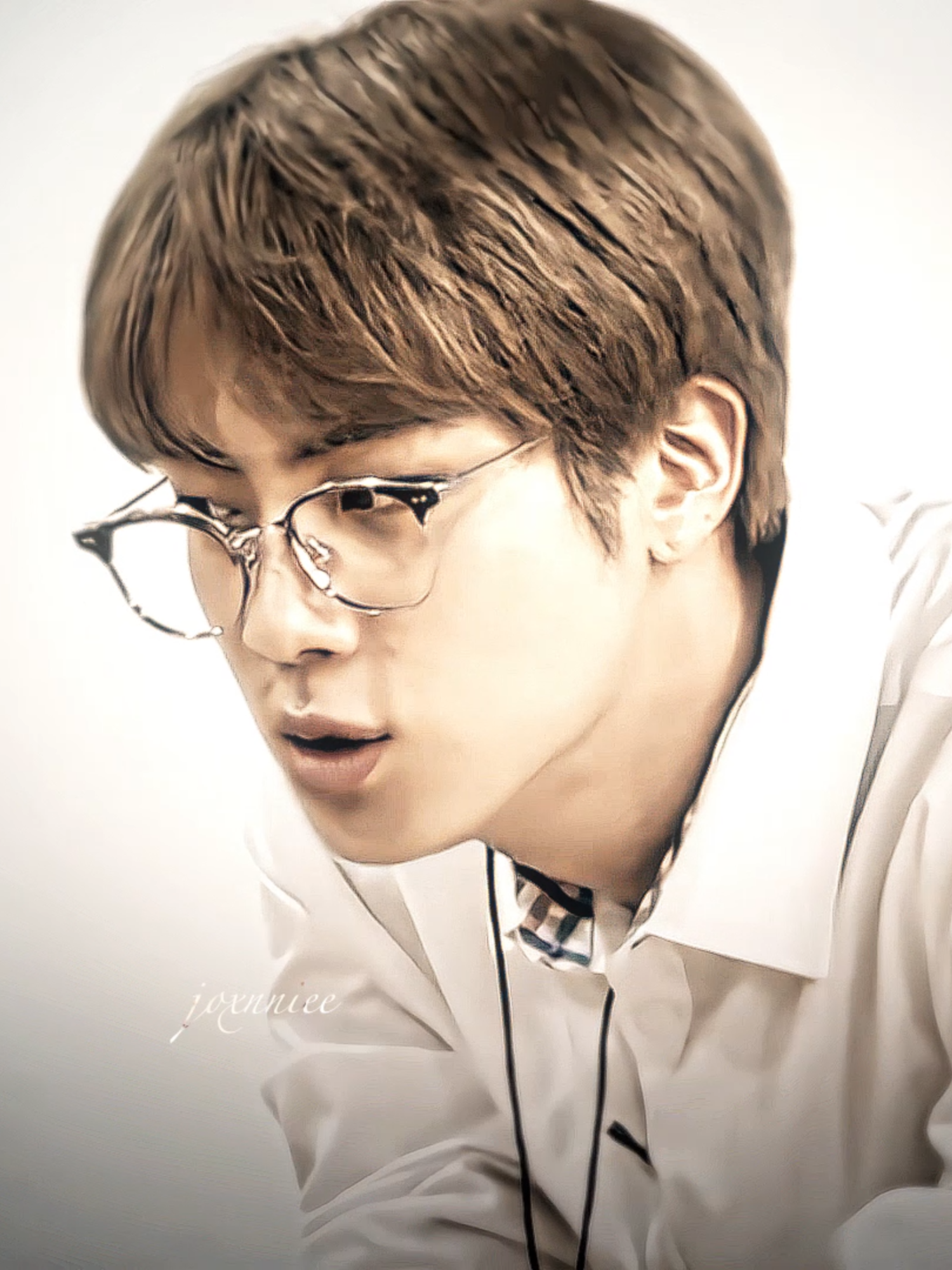 it should be illegal not to edit a Jin (wwh) with this song. #seokjin #jinedit #bts #paratii