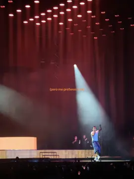 A MÍ 🧡                                                                                    ig: van._ch #relsb #newstarworldtour2025 #ecuador🇪🇨 #ami #concierto #quito 