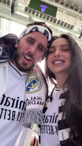 انا والحب بملعب الاحلام 😍♥️ #santiagobernabeu #realmadrid #halamadrid #محمد_أسعد #لمى_الاطرش  @lamaalatrash 