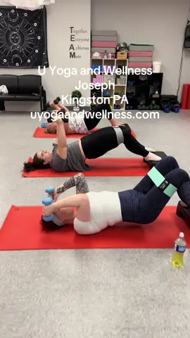 #massfollowing #likeandfollow #Fitness #lgbt🌈 #edwardsvillepa #wilkesbarrepa #pilatesfusion #vinyasa #kingstonpa #uyogaandwellness #barrefusion #yoga #wellness #upperbodysculpt 